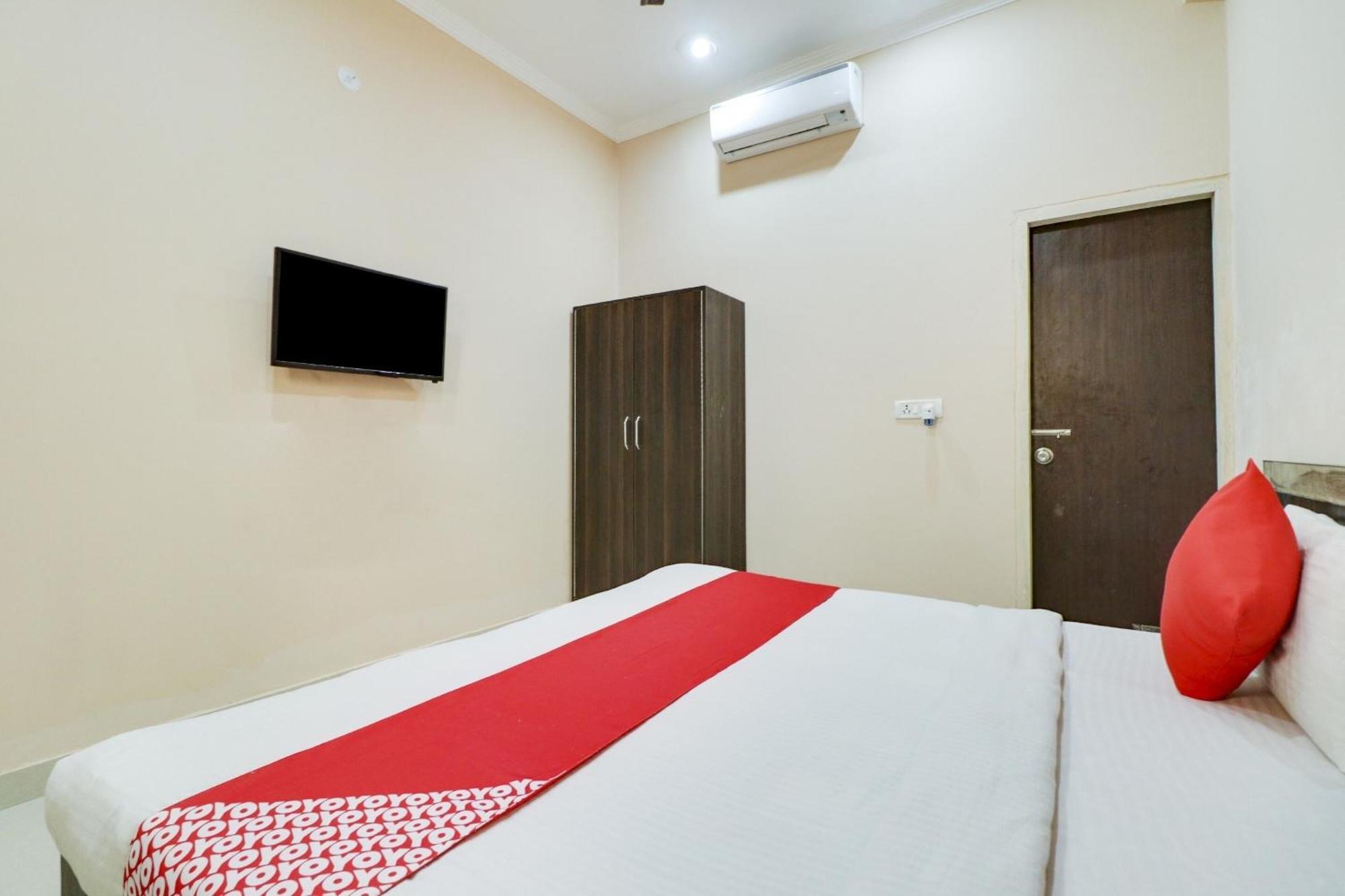 Oyo Flagship 75440 Relax Inn Greater Noida Exterior foto